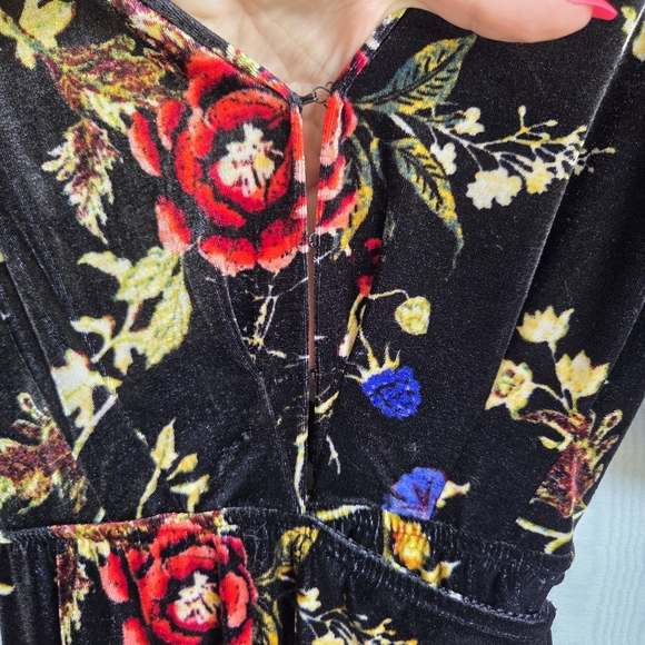 Love Fire M Velvet Wrap Maxi Dress Black Dark Floral Whimsigoth Fairy Grunge - Picture 5 of 12